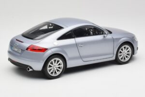 Audi TT 8N RHD Lake Sudrabs Metaliks Minichamps 1:18 150015020 Metāls — attēls 3 no 8