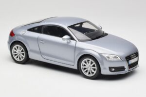 Audi TT 8N RHD Lake Sudrabs Metaliks Minichamps 1:18 150015020 Metāls — attēls 6 no 8