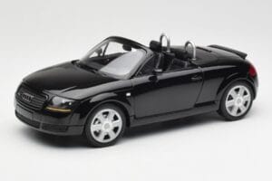 Audi TT 8N Roadster Black Metallic Minichamps 1:18 155017030 Metāls