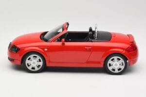 Audi TT 8N Roadster Sarkans Minichamps 1:18 155017032 Metāls — attēls 3 no 6