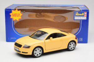 Audi TT 8N Dzeltens Revell 1:18 08954-M1 Metāls — attēls 8 no 8