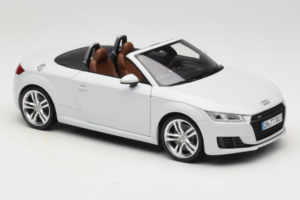 Audi TT 8S Roadster Glacier White Minichamps 1:18 5011400515 Metāls — attēls 6 no 8
