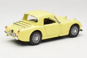 Austin-Healey Sprite Mk1 Dzeltens Revell 1:18 08835 Metāls — attēls 3 no 8