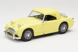 Austin-Healey Sprite Mk1 Dzeltens Revell 1:18 8835 Metāls