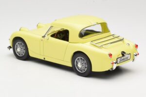 Austin-Healey Sprite Mk1 Dzeltens Revell 1:18 08835 Metāls — attēls 7 no 8