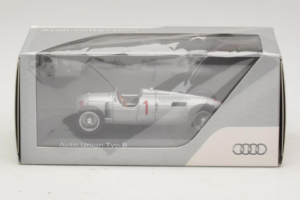 Auto Union Typ B #1 Sudrabs Minichamps 1:43 5031300313 Metāls — attēls 5 no 5