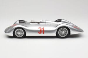Auto Union Typ C Stromlinie #31 B. Rosemeyer 1937 Sudrabs Revell 1:18 08436 Metāls — attēls 4 no 8