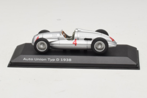 Auto Union Typ D #4 Sudrabs Minichamps 1:43 5030900703-R1 Metāls