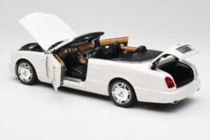 Bentley Azure Glacier White Minichamps 1:18 100139502 Metāls — attēls 5 no 8