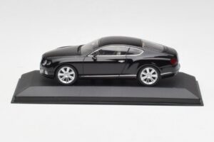 Bentley Continental GT Beluga Melns Minichamps 1:43 436139980 Metāls