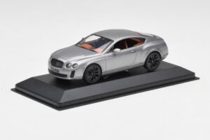 Bentley Continental GT Pelēks Ar Melniem Diskiem Minichamps 1:43 BENTLEY001 Metāls — attēls 2 no 4