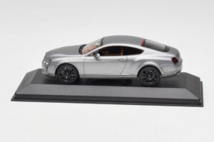 Bentley Continental GT Pelēks Ar Melniem Diskiem Minichamps 1:43 BENTLEY001 Metāls