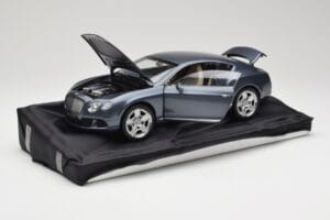 Bentley Continental GT Grey Metallic Minichamps 1:18 100139920 Metāls — attēls 2 no 8