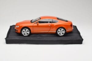 Bentley Continental GT Orange Metallic Minichamps 1:18 100139921 Metāls — attēls 4 no 8