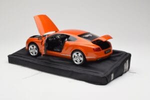 Bentley Continental GT Orange Metallic Minichamps 1:18 100139921 Metāls — attēls 5 no 8