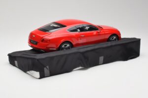 Bentley Continental GT St. James Red Minichamps 1:18 100139922 Metāls — attēls 3 no 8