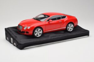 Bentley Continental GT St. James Red Minichamps 1:18 100139922 Metāls