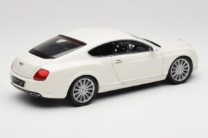 Bentley Continental GT Balts Minichamps 1:18 100139621 Metāls — attēls 3 no 8