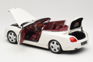 Bentley Continental GTC Balts Minichamps 1:18 100139032 Metāls — attēls 5 no 8