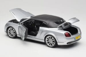 Bentley Continental Supersports Kabriolets 1. Paaudze Sudrabs Bburago 1:18 18-11037S Metāls — attēls 5 no 8