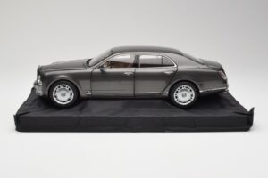 Bentley Mulsanne Brodgar Metallic Minichamps 1:18 BL843 Metāls — attēls 4 no 8
