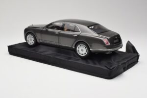 Bentley Mulsanne Brodgar Metallic Minichamps 1:18 BL843 Metāls — attēls 7 no 8
