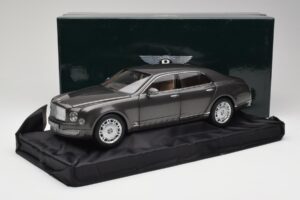 Bentley Mulsanne Brodgar Metallic Minichamps 1:18 BL843 Metāls — attēls 8 no 8