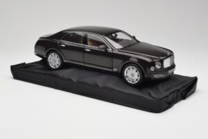 Bentley Mulsanne Burnt Oak Minichamps 1:18 100139905 Metāls — attēls 6 no 8