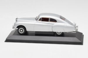 Bentley R-Type Continental Sudrabs Minichamps 1:43 436139421 Metāls