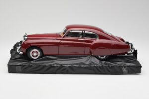 Bentley R-Type Continental Tudor Sarkans Minichamps 1:18 100139421 Metāls — attēls 4 no 8