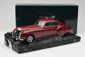 Bentley R-Type Continental Tudor Sarkans Minichamps 1:18 100139421 Metāls — attēls 8 no 8