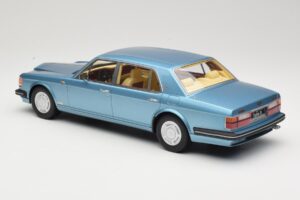 Bentley Turbo R LWB Zils GT Spirit 1:18 GT782 Sveķi — attēls 5 no 6