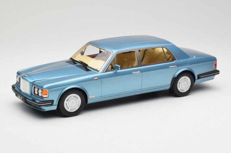 Bentley Turbo R LWB Zils GT Spirit 1:18 GT782 Sveķi