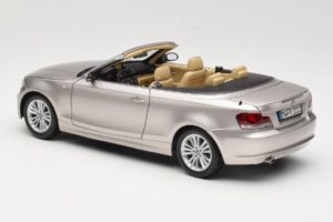 BMW 1 Series E88 Kabriolets Mineral Silver Metallic Kyosho 1:18 80430427020 Metāls — attēls 7 no 8