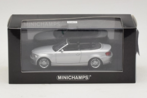BMW 1-Series E88 Kabriolets Titan Silver Minichamps 1:43 80420427037-R1 Metāls — attēls 5 no 5