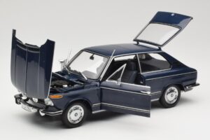 BMW 1600 Touring Zils Minichamps 1:18 80430145823 Metāls — attēls 2 no 8