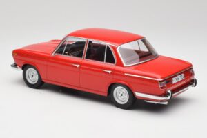 BMW 1800 Ti Karmīns Sarkans Minichamps 1:18 107024001 Metāls — attēls 5 no 6