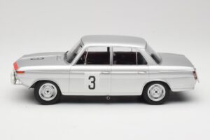 BMW 1800 TiSA #3 D. Glemser / J. Ickx 24 Hours of Spa 1965 Minichamps 1:18 155652903 Metāls — attēls 3 no 6