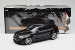 BMW 1M Coupe E82 Black Metallic Minichamps 1:18 110020021 Metāls — attēls 8 no 8