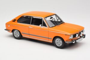 BMW 2000 Tii Touring Oranžs Minichamps 1:18 80430145824 Metāls — attēls 6 no 8