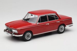 BMW 2000 121 Sarkans MCG 1:18 MCG18543 Metāls