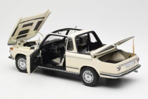 BMW 2002 Baur Kabriolets E10 Chamonix Balts AUTOart 1:18 70532 Metāls — attēls 5 no 8