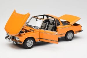 BMW 2002 E10 Kabriolets Colorado Oranžs AUTOart 1:18 80430300713 Metāls — attēls 2 no 8