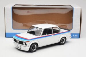 BMW 2002 E10 Turbo Balts MCG 1:18 MCG18408-R Metāls — attēls 6 no 6