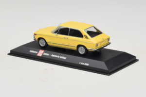 BMW 2002 Touring Dzeltens Minichamps 1:43 403021115 Metāls — attēls 3 no 4