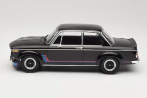 BMW 2002 Turbo Melns Minichamps 1:18 155026204 Metāls — attēls 3 no 6
