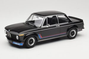 BMW 2002 Turbo Melns Minichamps 1:18 155026204 Metāls
