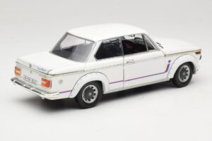 BMW 2002 Turbo E10 Balts Anson 1:18 30393 Metāls — attēls 3 no 8