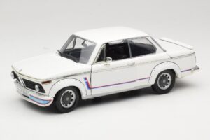 BMW 2002 Turbo E10 Balts Anson 1:18 30393 Metāls