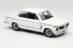 BMW 2002 Turbo E10 Balts Anson 1:18 30393 Metāls — attēls 6 no 8